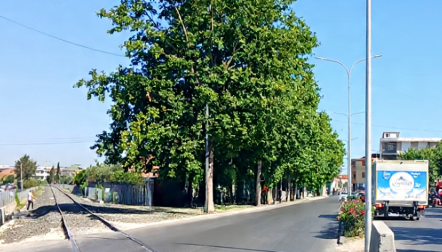 Nd&euml;rtimi i hekurudh&euml;s, bllokohet qarkullimi pran&euml; Kthes&euml;s