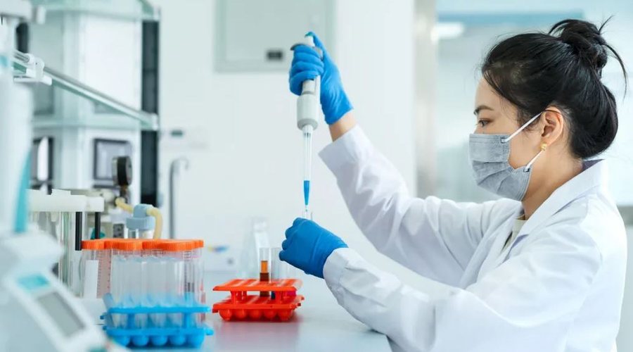 Krijohet vaksina e par&euml; n&euml; bot&euml; nga Inteligjenca artificiale