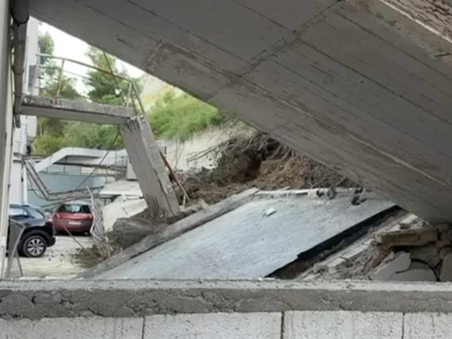 Durr&euml;s, rr&euml;shkitje masive dherash n&euml; zon&euml;n e Currilave.