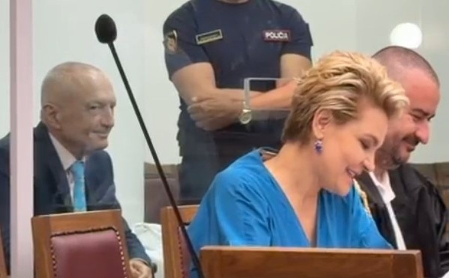 &ldquo;P&euml;r momentin jam beqar&rdquo;... Nis seanca e par&euml; p&euml;r