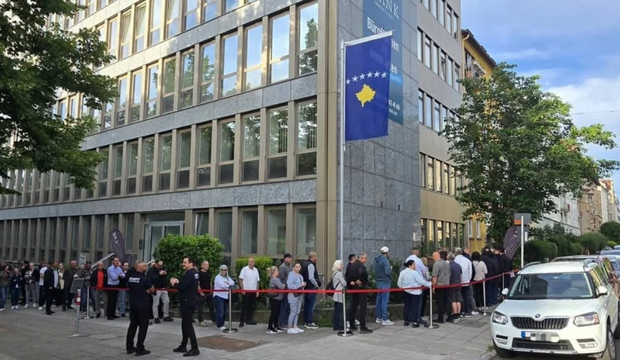 Diaspora voton n&euml; zgjedhjet e parakohshme n&euml; Kosov&euml;, nis procesi
