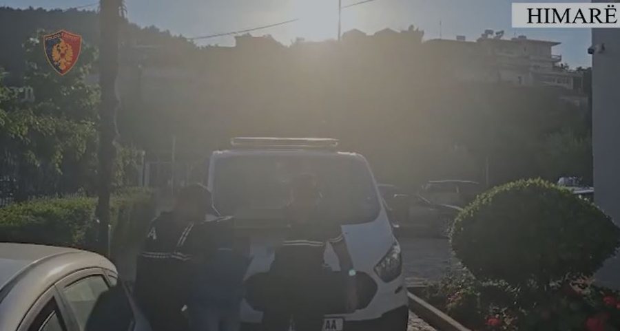 Vidhte banesa, dyqane dhe objekte kulti n&euml; Himar&euml;, arrestohet