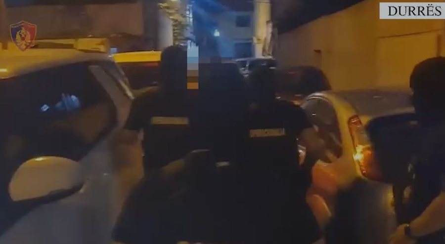 Shiste kokain&euml;, heroin&euml; e kanabis n&euml; ambientin ku punonte, pranga