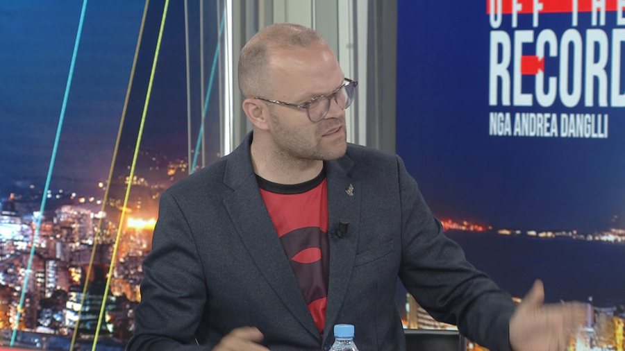 &ldquo;Shumica n&euml; shesh jan&euml; demokrat&euml;&rdquo; Kalaja: PD-ja