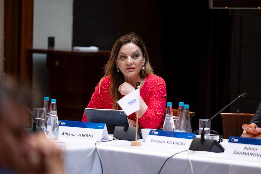 Vokshi në EPP: Shqipërisë i duhet një qeveri kujdestare