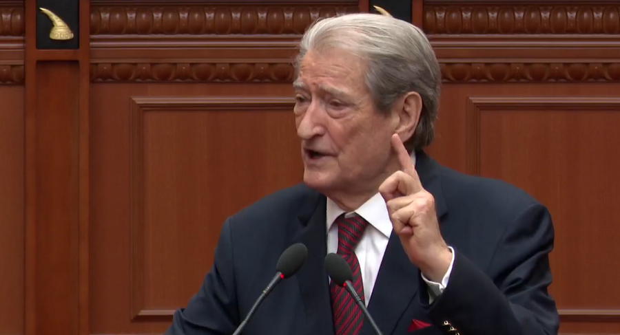 Berisha kërkon mocion me debat me Ramën: Duhet të merremi