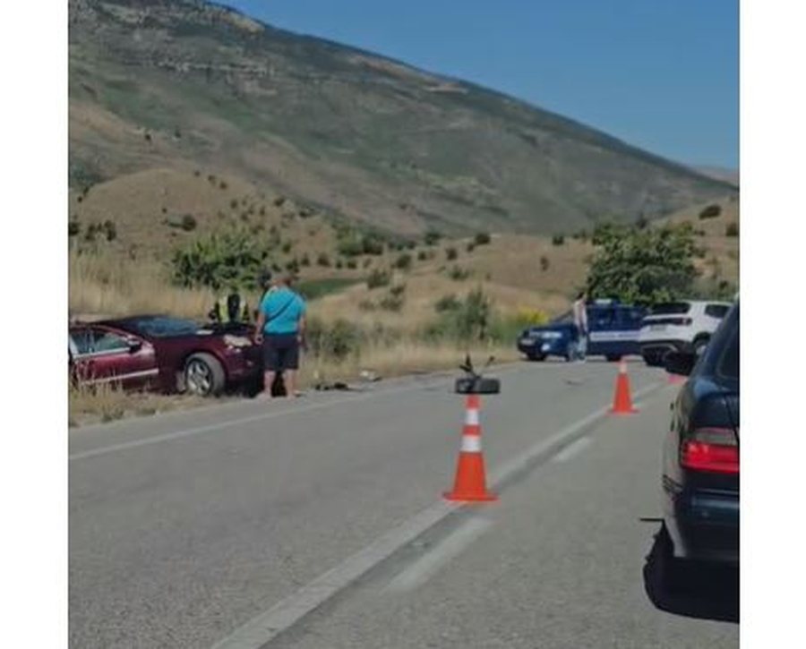 P&euml;rplasen 3 automjete n&euml; Tepelen&euml;