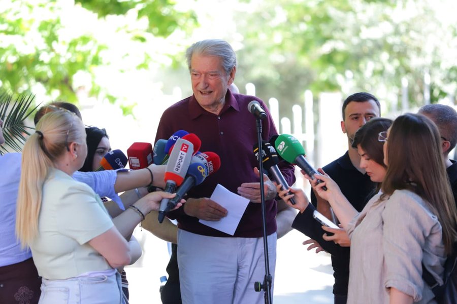 Berisha tregon mesazhin q&euml; i la Dumanit: Monstra e vot&euml;s s&euml;