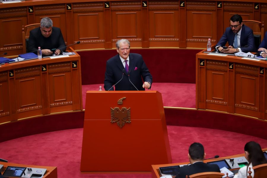 Berisha: Ky parlament nuk mund t&euml; trajtoj&euml; &ccedil;&euml;shtje