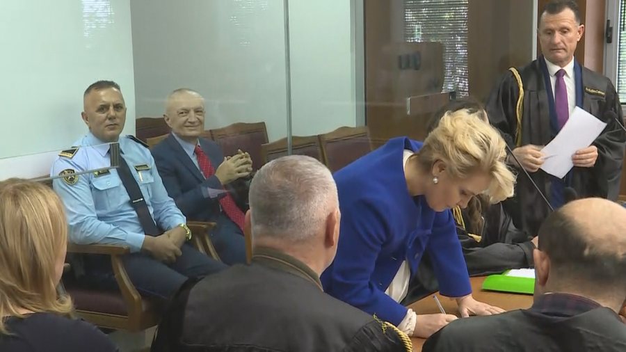 &ldquo;Kam qen&euml; ve&ccedil; te dyqani i Celltic&rdquo;, Meta