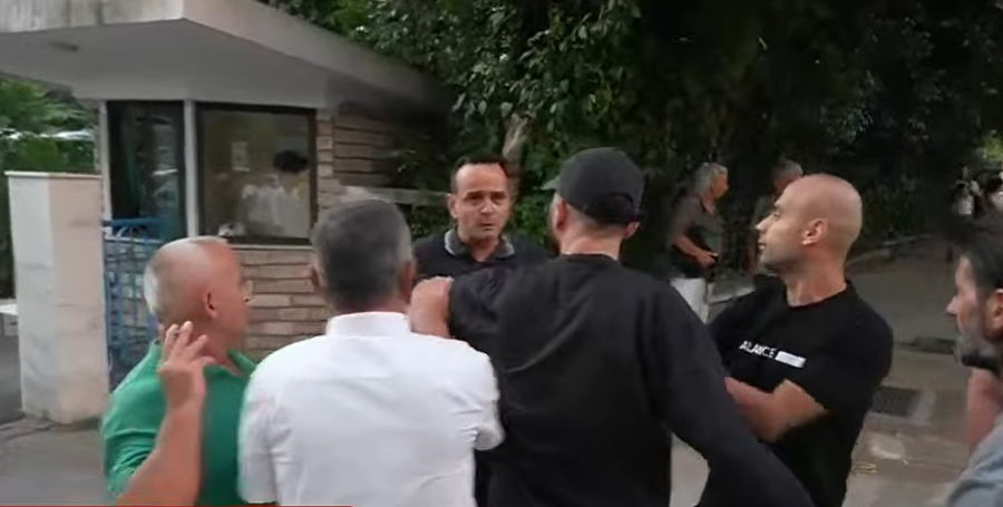 Protesta zhvendoset te Kuvendi, p&euml;rplasje me simpatizant&euml;t e PD dhe