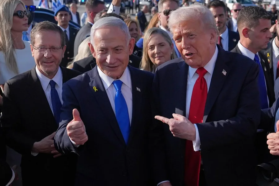 Trump i k&euml;rkon Izraelit t&euml; ndal&euml; sulmet n&euml; Liban, rriten