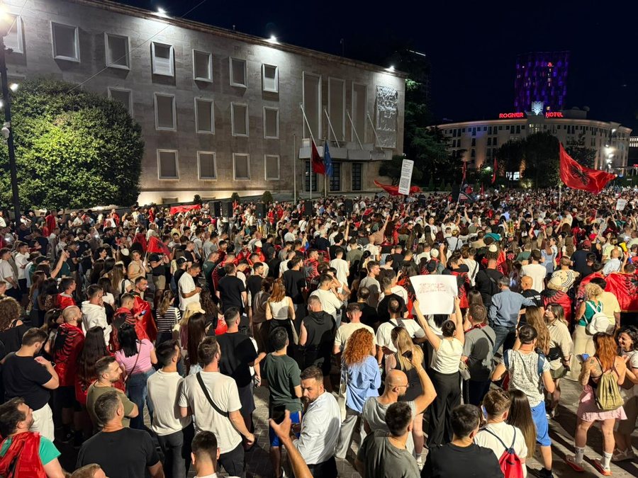 Mbi 120 akademik&euml; t&euml; diaspor&euml;s n&euml; mb&euml;shtetje t&euml;