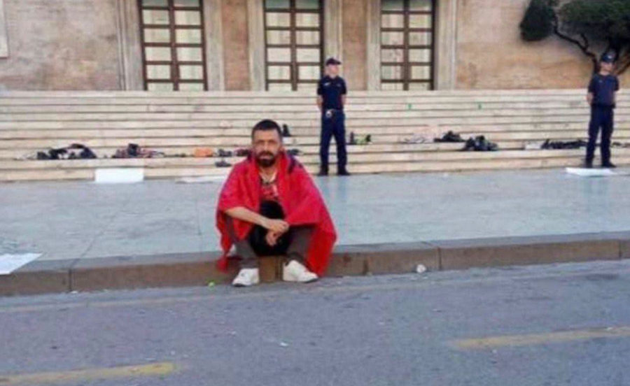 &ldquo;I dashur protestues&rdquo;, mesazhi i gjat&euml; i Ram&euml;s: Pyete
