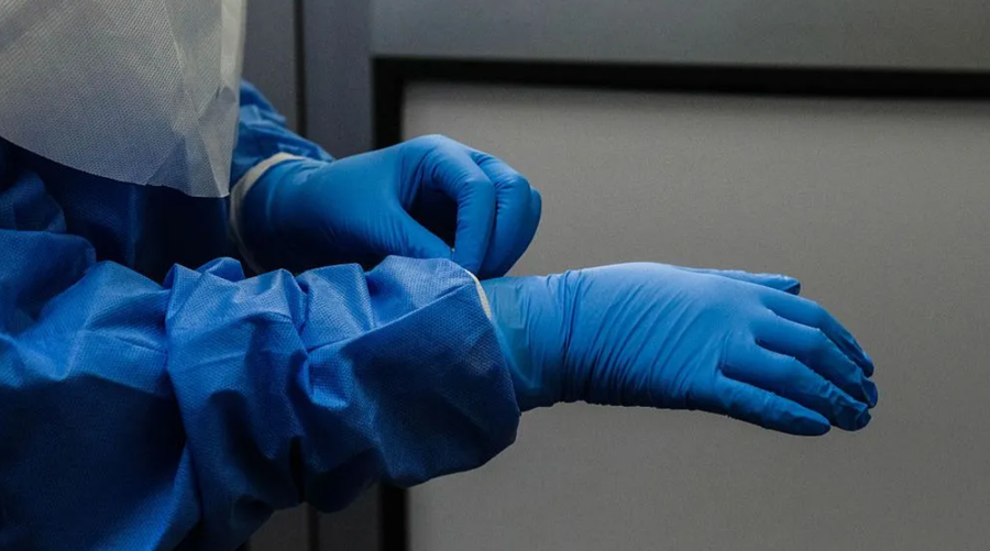 Franca konfirmon rastin e par&euml; me Ebola