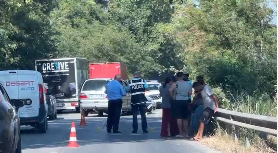 Aksident n&euml; aksin Fier-Levan, dy t&euml; plagosur pran&euml; Qaf&euml;s