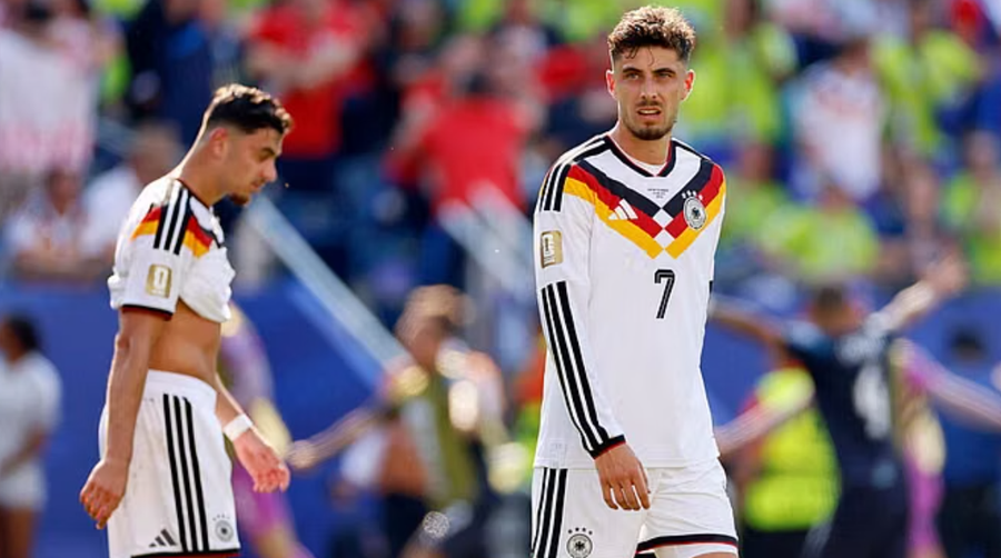 Tronditet Bot&euml;rori! Eliminohen Gjermania dhe Holanda