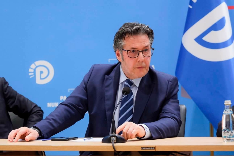 Paloka: Me apo pa post, vlerat dhe kontributet jan&euml; po ato
