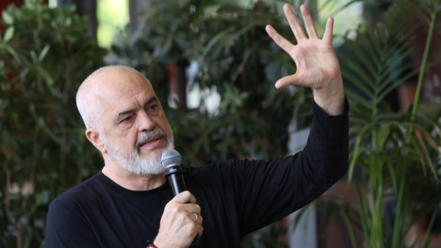 &ldquo;Sharlatan&euml;, delirant&euml; dhe d&euml;shtak&euml;&rdquo;, Rama flet
