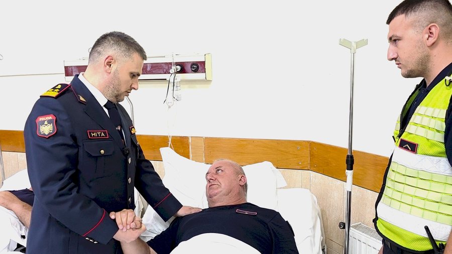 15 efektiv&euml; policie mbet&euml;n t&euml; l&euml;nduar gjat&euml;