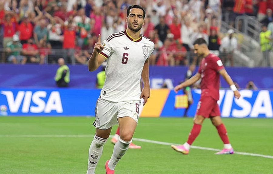 N&euml; duelin Cristiano-Yamal, protagonist b&euml;het Merino. Spanja kalon