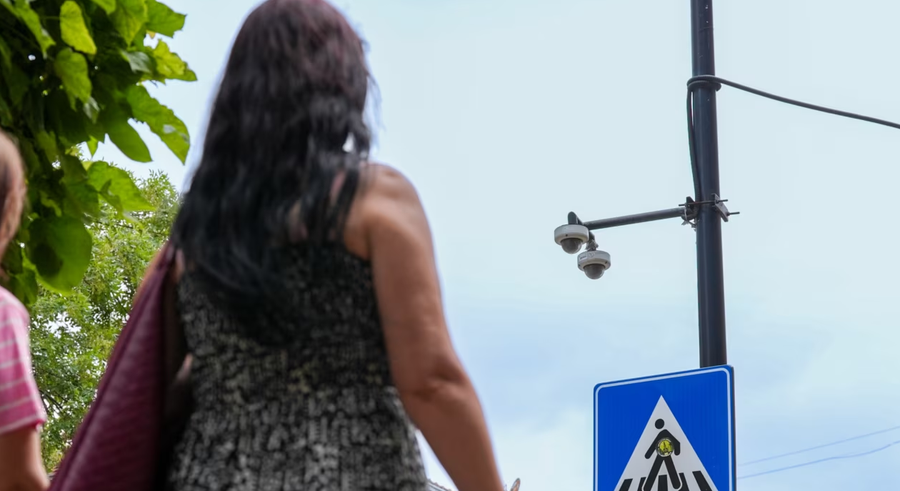 Incizim z&euml;ri dhe njohje fytyrash: &Ccedil;far&euml; kamerash blejn&euml;