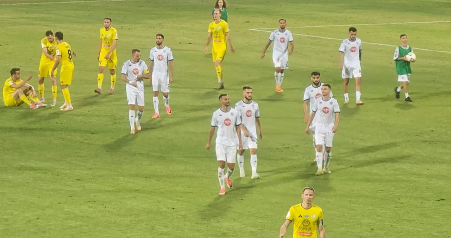 Conference League, Dinamo humb n&euml; sht&euml;pi ndeshjen e par&euml;