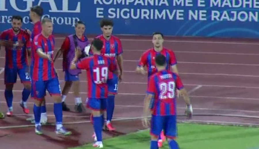 Vllaznia fiton derbin shqiptar n&euml; Conference League