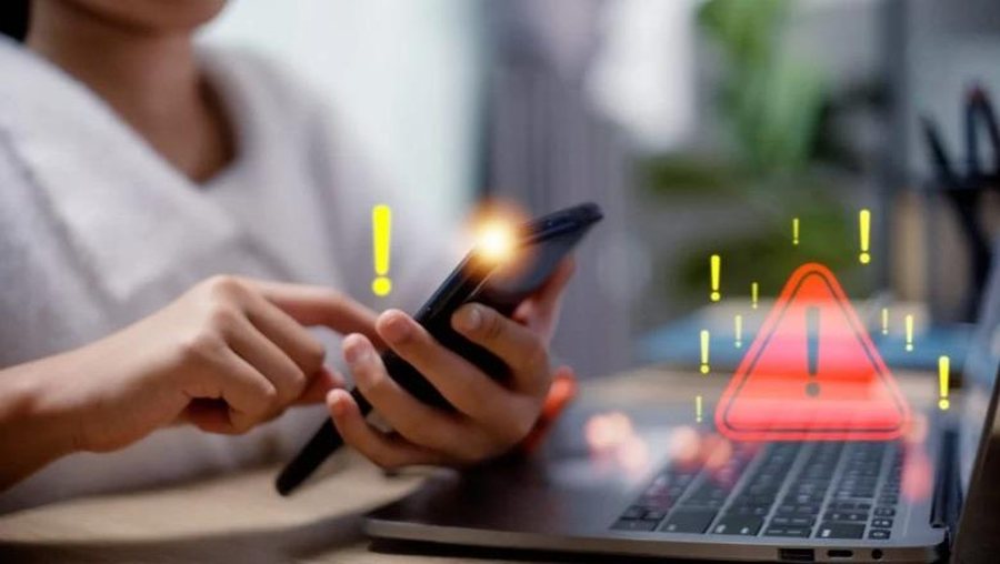 AKSK paralajmëron qytetarët: Kujdes nga email-et dhe SMS-të