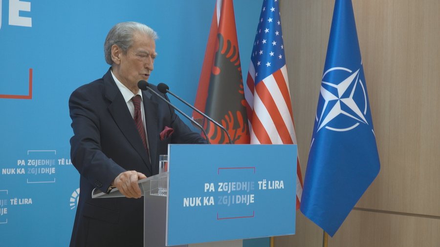 “Policim digjital”, Berisha: Qeveria po përgatit terrenin