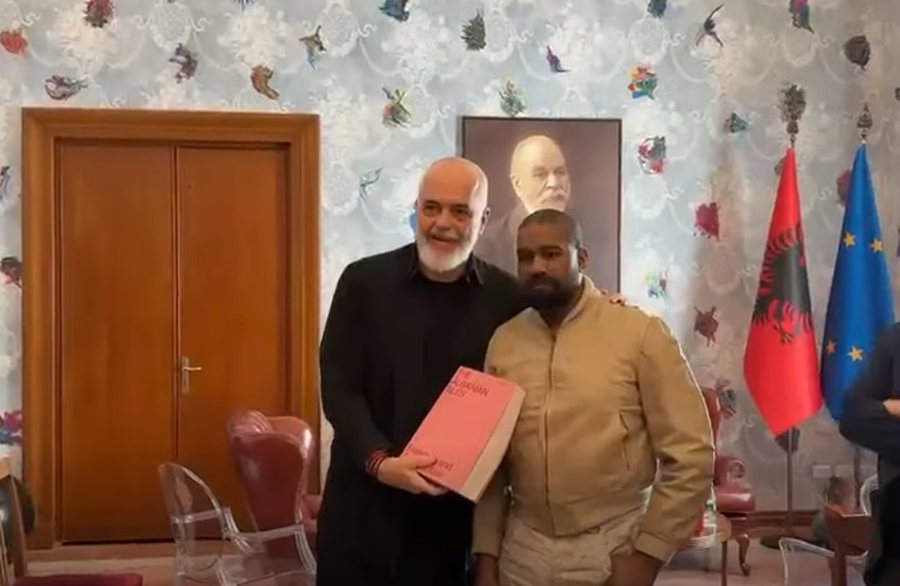 Kanye West reagon pas koncertit n&euml; Tiran&euml;: Faleminderit Edi Rama dhe