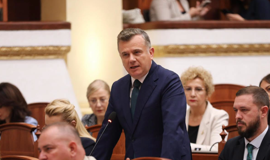 Balla i p&euml;rgjigjet publikisht letr&euml;s anonime: S&rsquo;kam