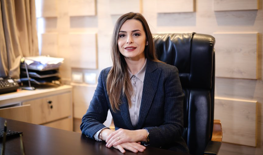 Gjykata Administrative kthen n&euml; detyr&euml; dekanen e pezulluar t&euml;