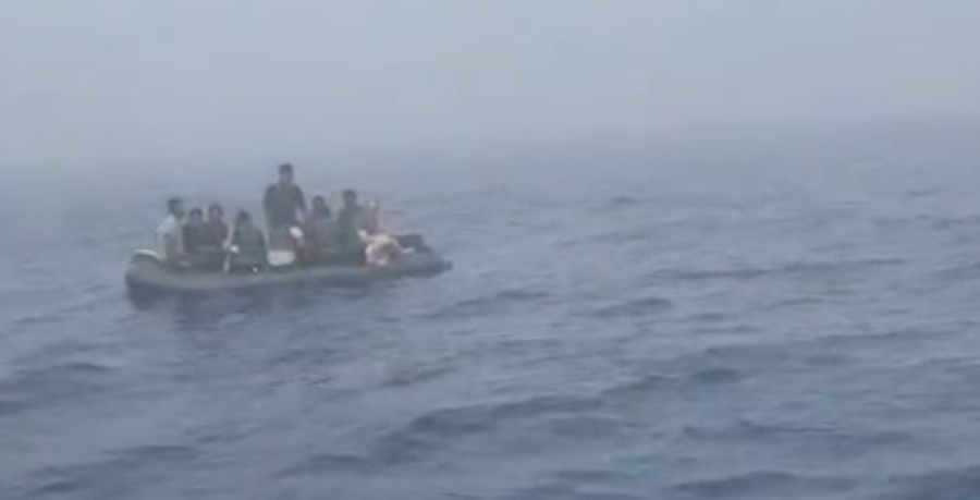 Rrezikuan t&euml; mbyteshin, Policia: T&euml; 11 emigrant&euml;t jan&euml;
