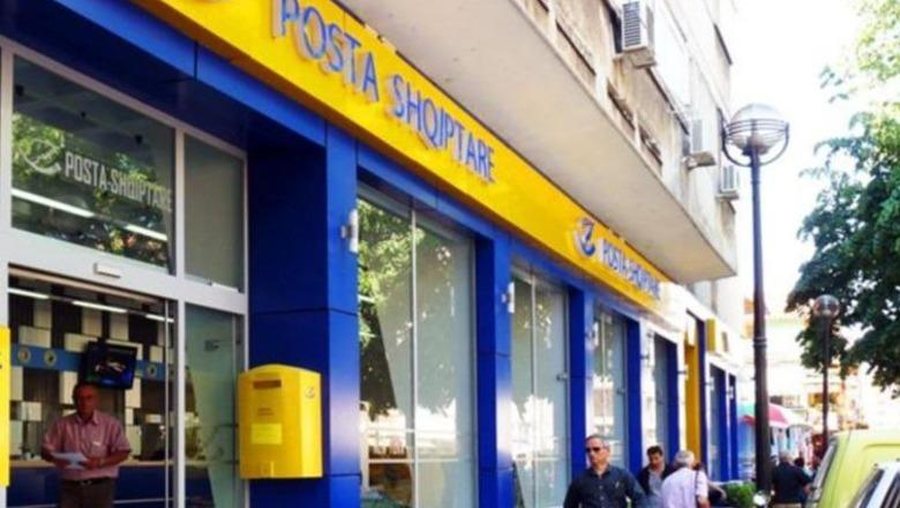 Zhduku 700 mijë euro nga arka e Postës së Durrësit, burg