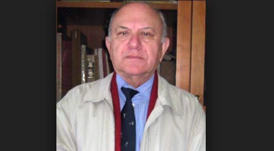 Ndahet nga jeta akademik Emin Riza, studiuesi i shquar i trash&euml;gimis&euml;