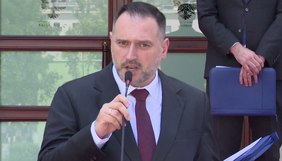 Vendimi p&euml;r trupat n&euml; Gaza dhe Samiti i NATO-s n&euml; Tiran&euml;,