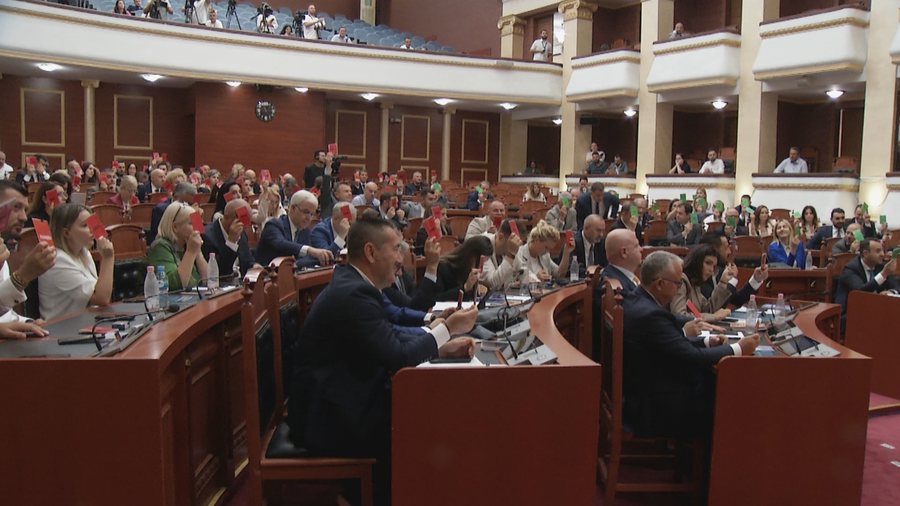 Reforma territoriale, rr&euml;zohet k&euml;rkesa e PD p&euml;r zgjatjen e