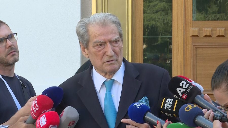 Berisha: Rama po varros reformën territoriale për të manipuluar