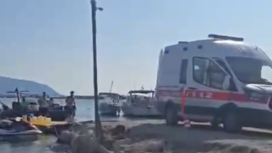 Aksidenti me mjet lundrues n&euml; Vlor&euml;, policia jep detaje