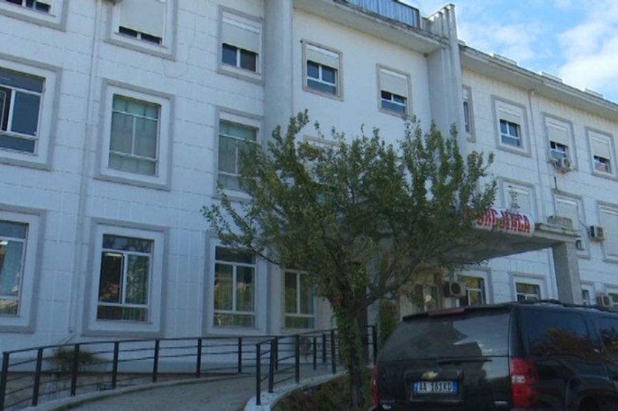 E r&euml;nd&euml; n&euml; Gjirokast&euml;r, foshnja humb jet&euml;n rrug&euml;s
