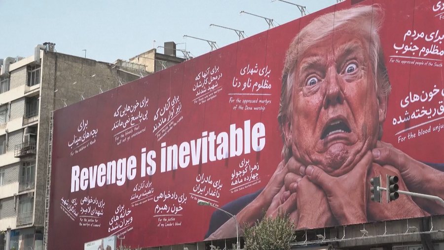 Irani i &ldquo;vendos&rdquo; duart n&euml; fyt Trumpit, reagimi ndaj