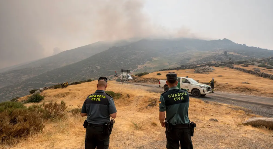 Val&euml; e re e t&euml; nxehtit, zjarret k&euml;rc&euml;nojn&euml; Madridin dhe