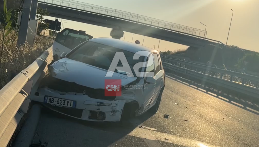 Aksident n&euml; Bypass-in e Fierit, drejtuesi i mjetit transportohet n&euml;