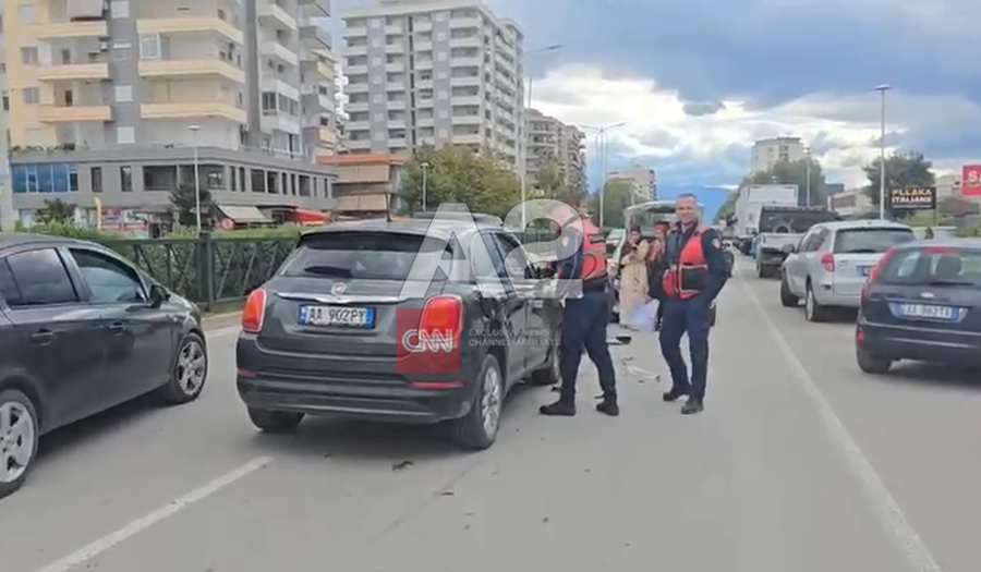 Aksident në rrugën Transballkanike në Vlorë, përplasen