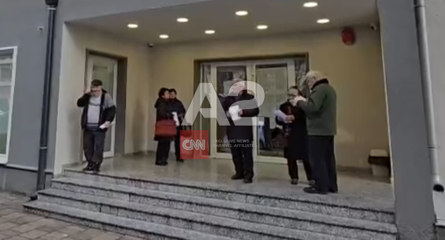 Transferimi n&euml; Tiran&euml;, punonj&euml;sit e Kadastr&euml;s s&euml;