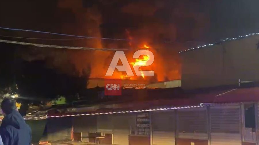 Zjarr n&euml; tregun &ldquo;5 maji&rdquo; n&euml; Tiran&euml;, forcat