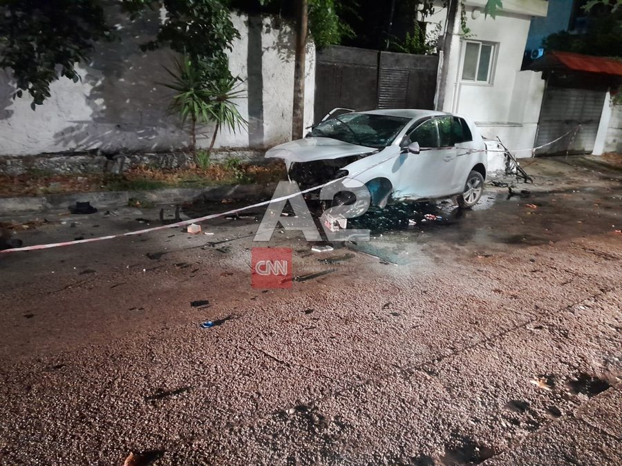 Makina e shkatërruar tërësisht, A2 CNN siguron pamjet pas