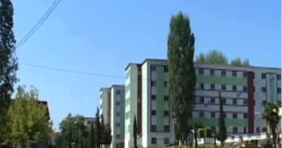 Shpërthim pranë një spitali privat në Qytetin Studenti
