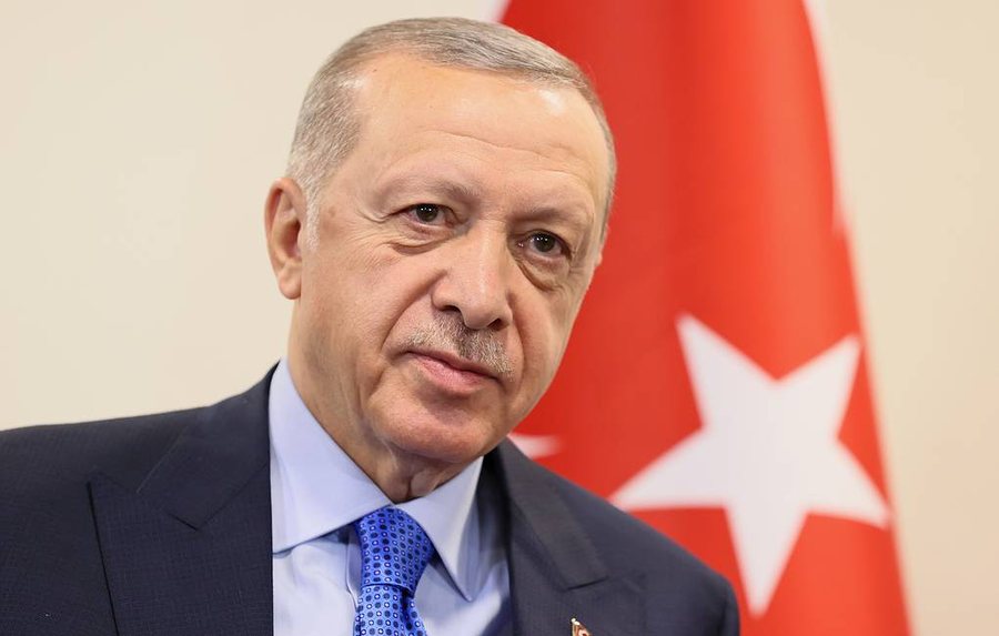 Erdogan nuk do të rikandidojë për president: Duhet një